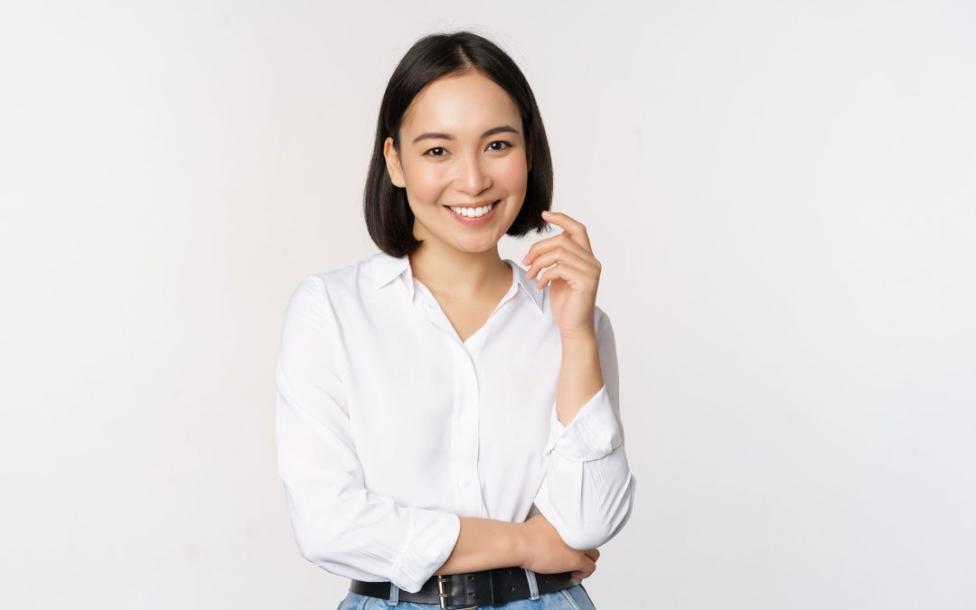 Cosmetic Bonding vs. Veneers: Which Is Right for Your Smile in Las Vegas?